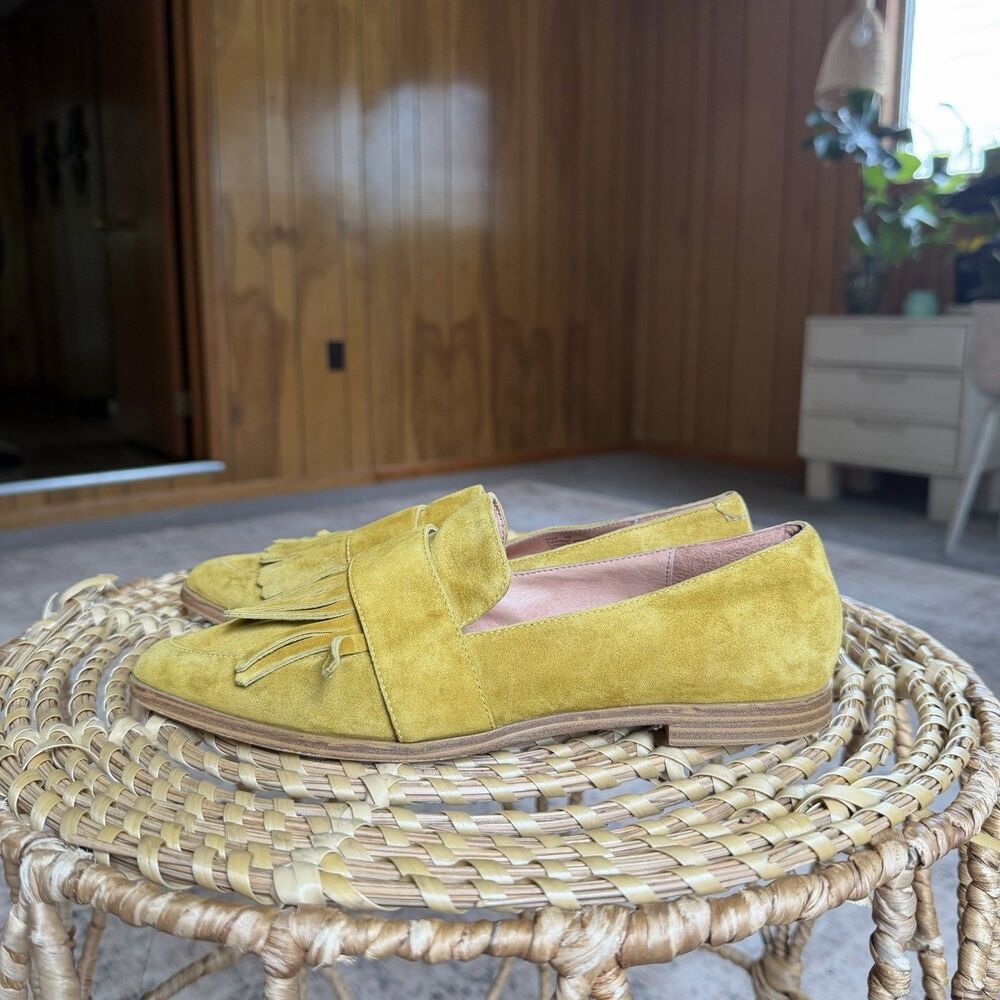 Matiko Anthropologie Suede Leather Loafers Mustard Size 38 Fringe Pointed Toe - Picture 4 of 10